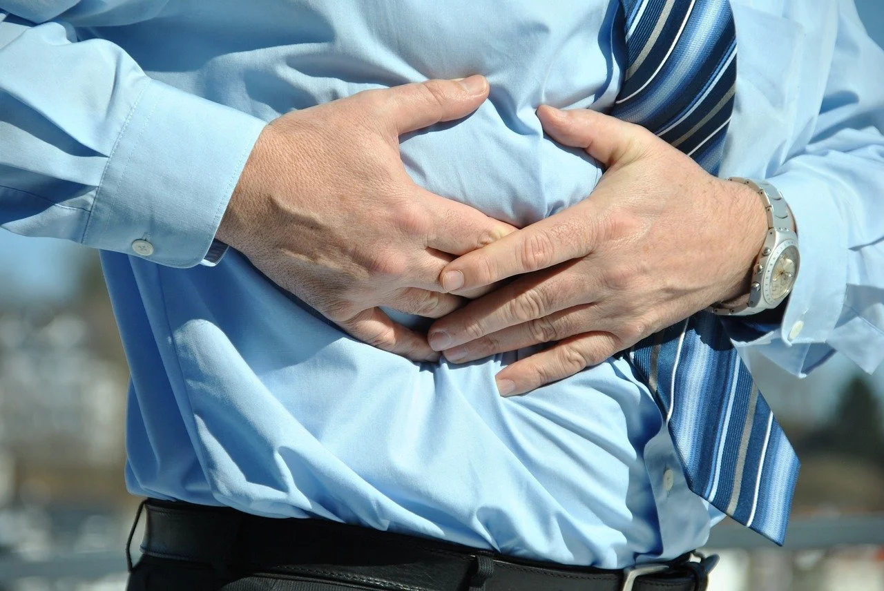 Case of the Month : Recurrent   abdominal pain  in a young male !
