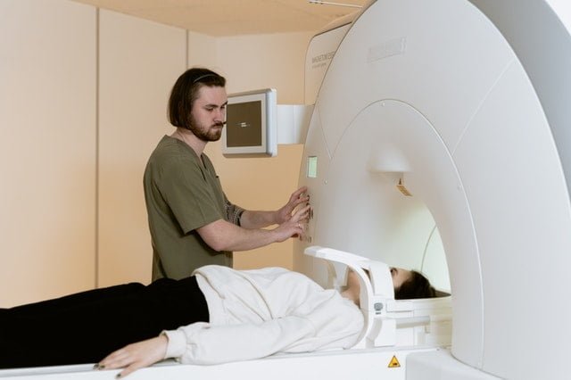 Bridging the gaps in cancer care : Here is how radiology plays its role.