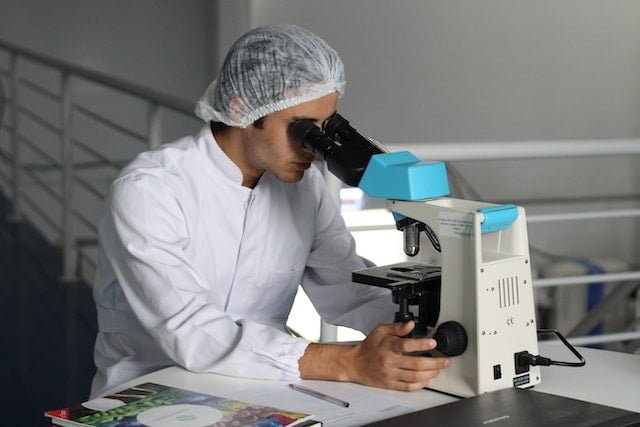 Moving from tissue biopsy to chromosomal analysis (Chromopsy)