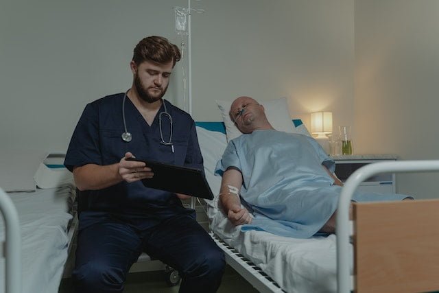 Case of the month : Syncope on exertion :can he go Home?